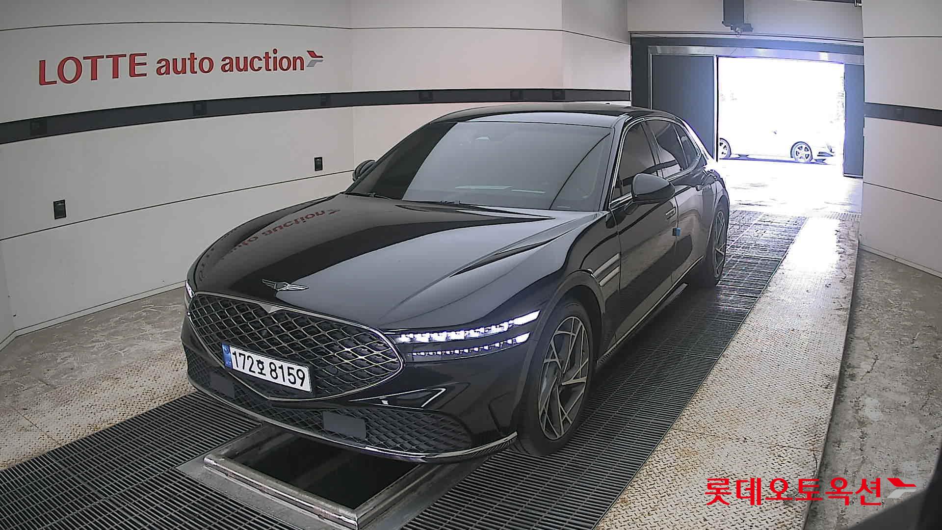 2023 - genesis g90