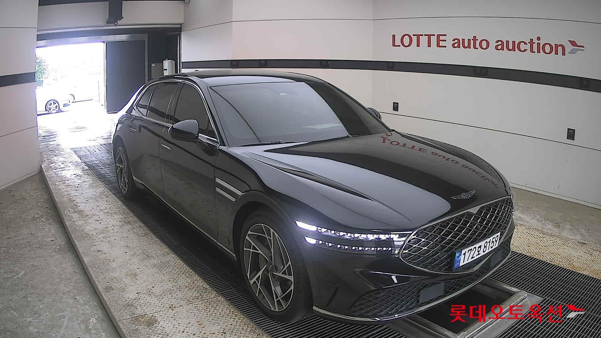 2023 - genesis g90