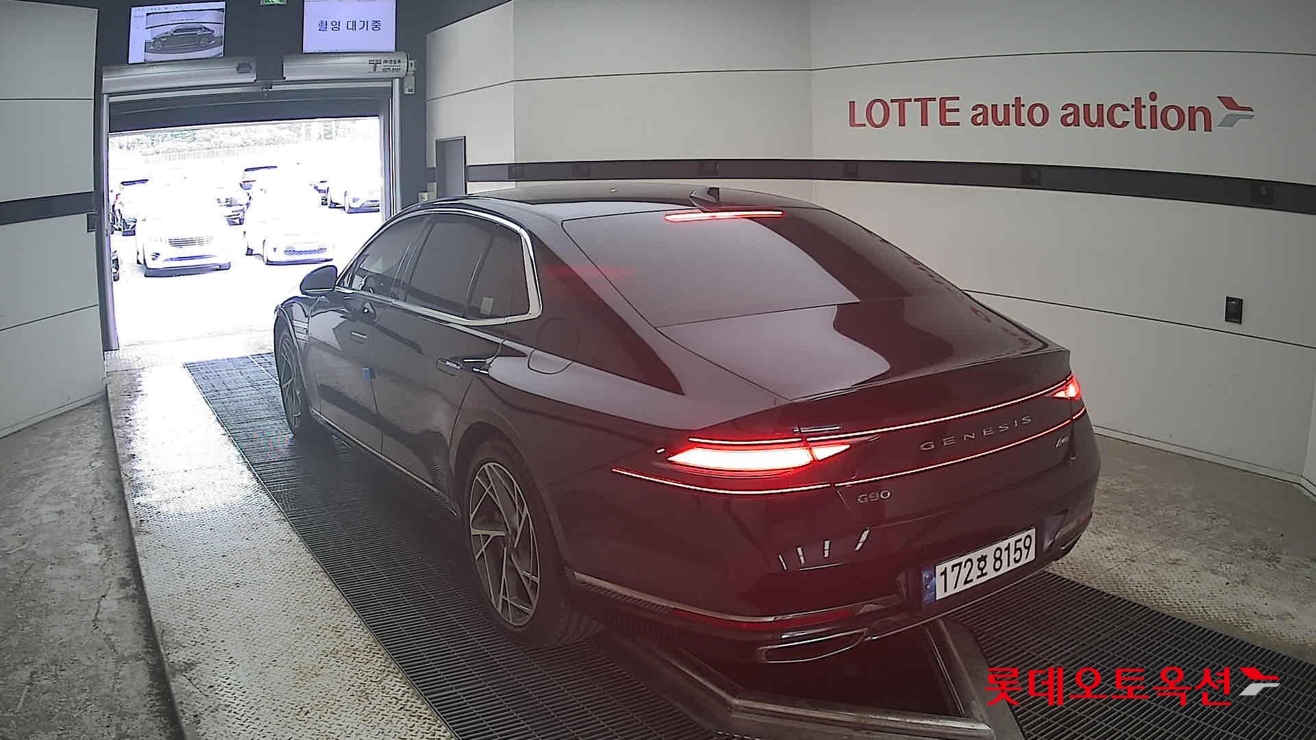 2023 - genesis g90