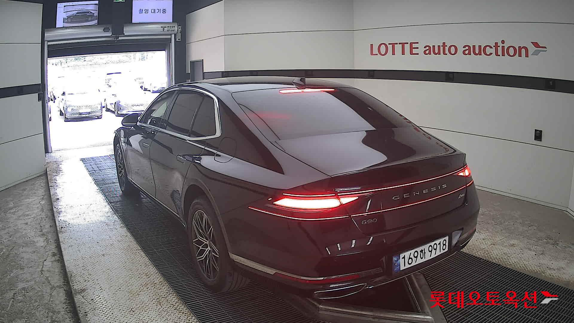 2022 - genesis g90