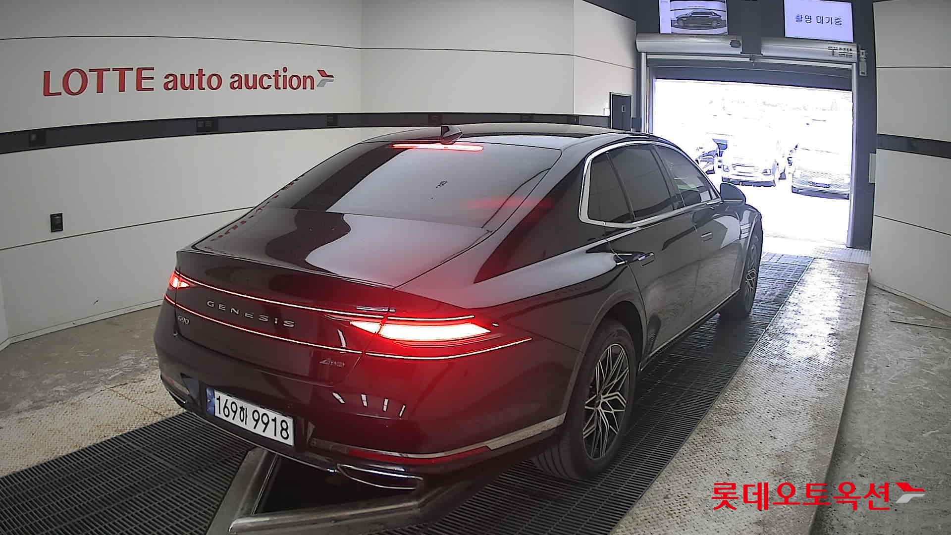 2022 - genesis g90
