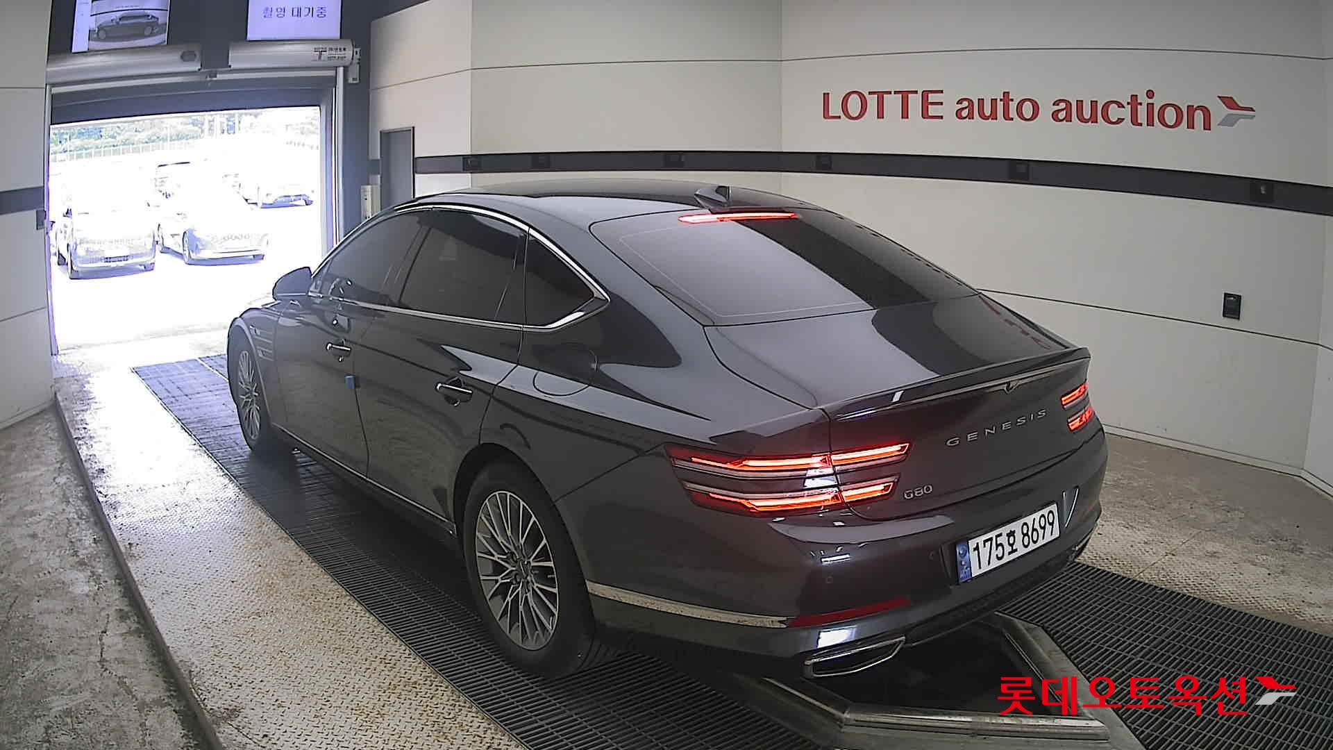 2024 - genesis g80