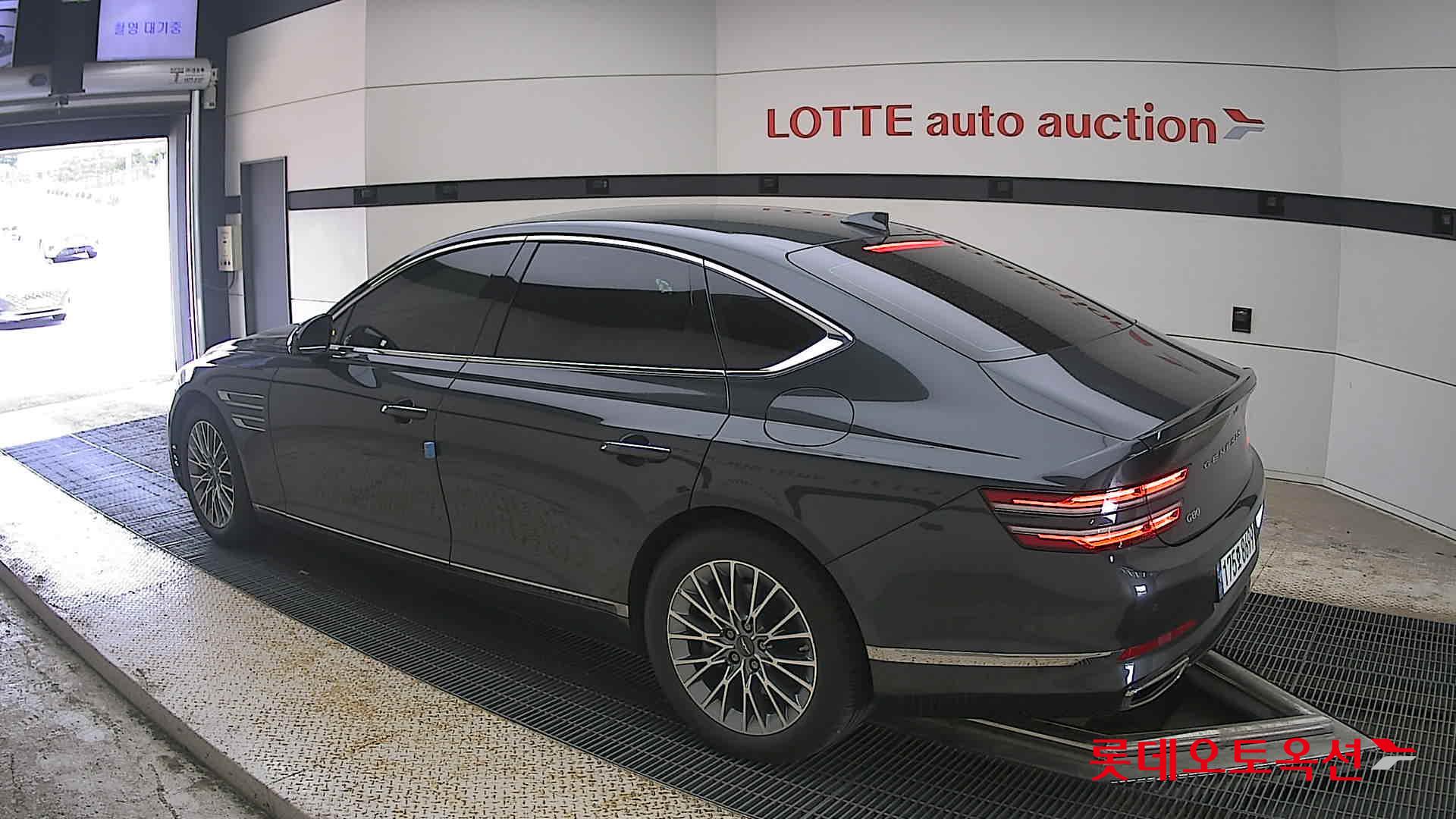 2024 - genesis g80