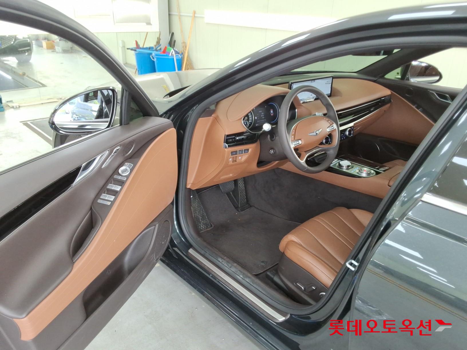 2024 - genesis g80