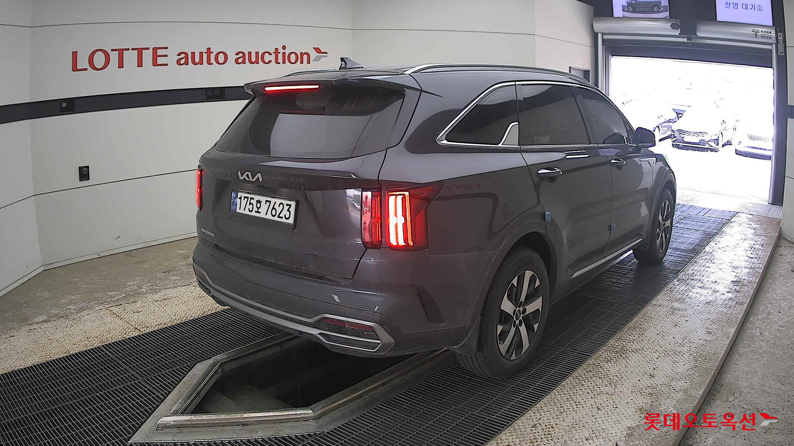 2023 - kia sorento