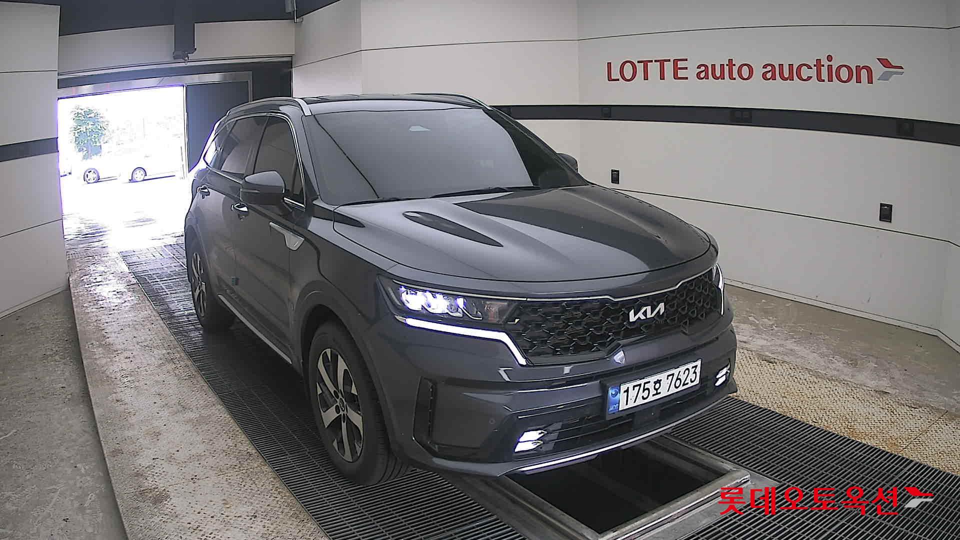 2023 - kia sorento