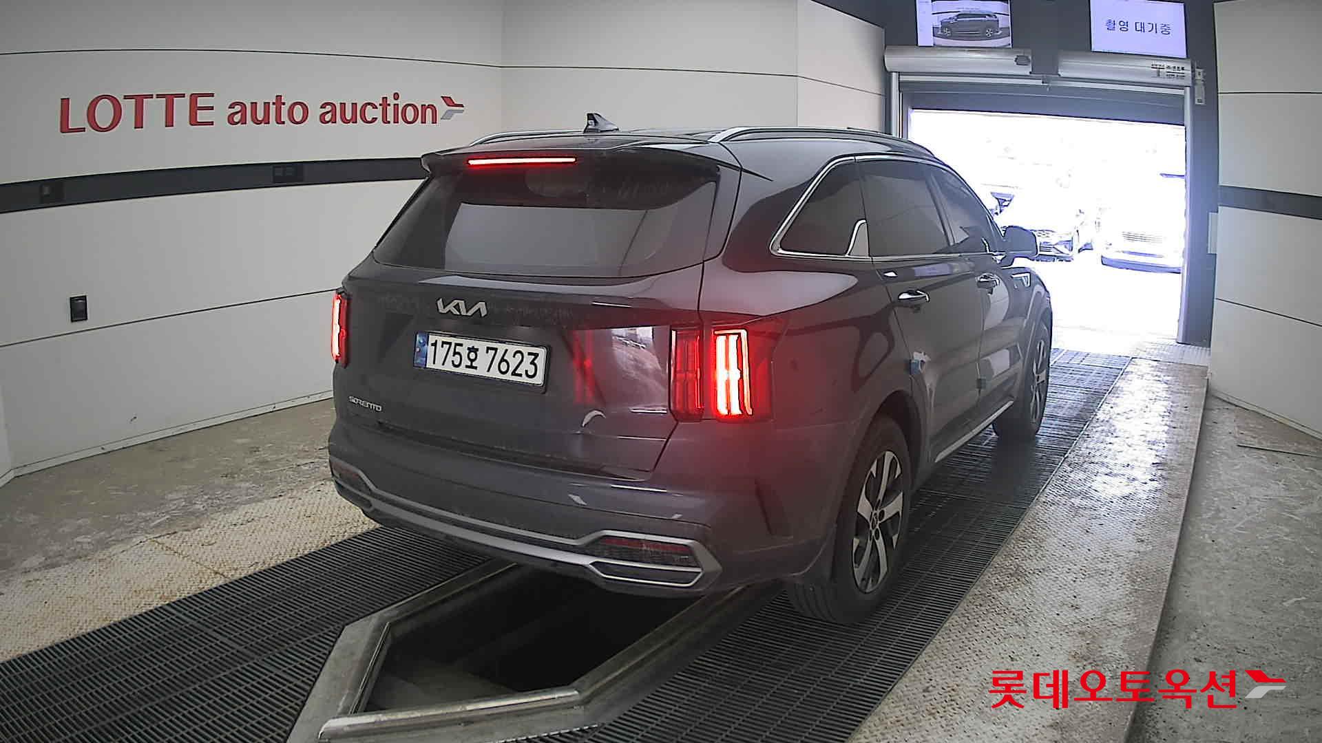 2023 - kia sorento