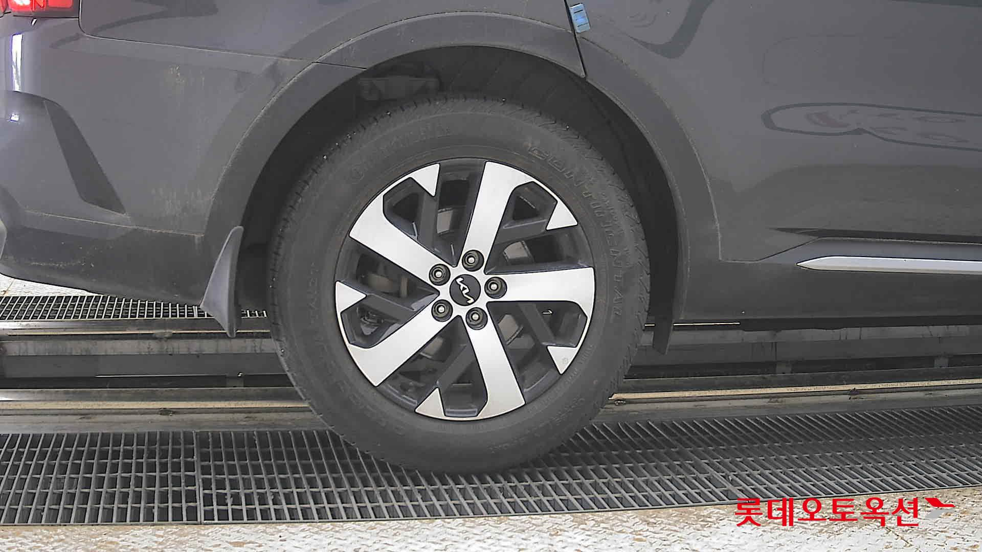 2023 - kia sorento