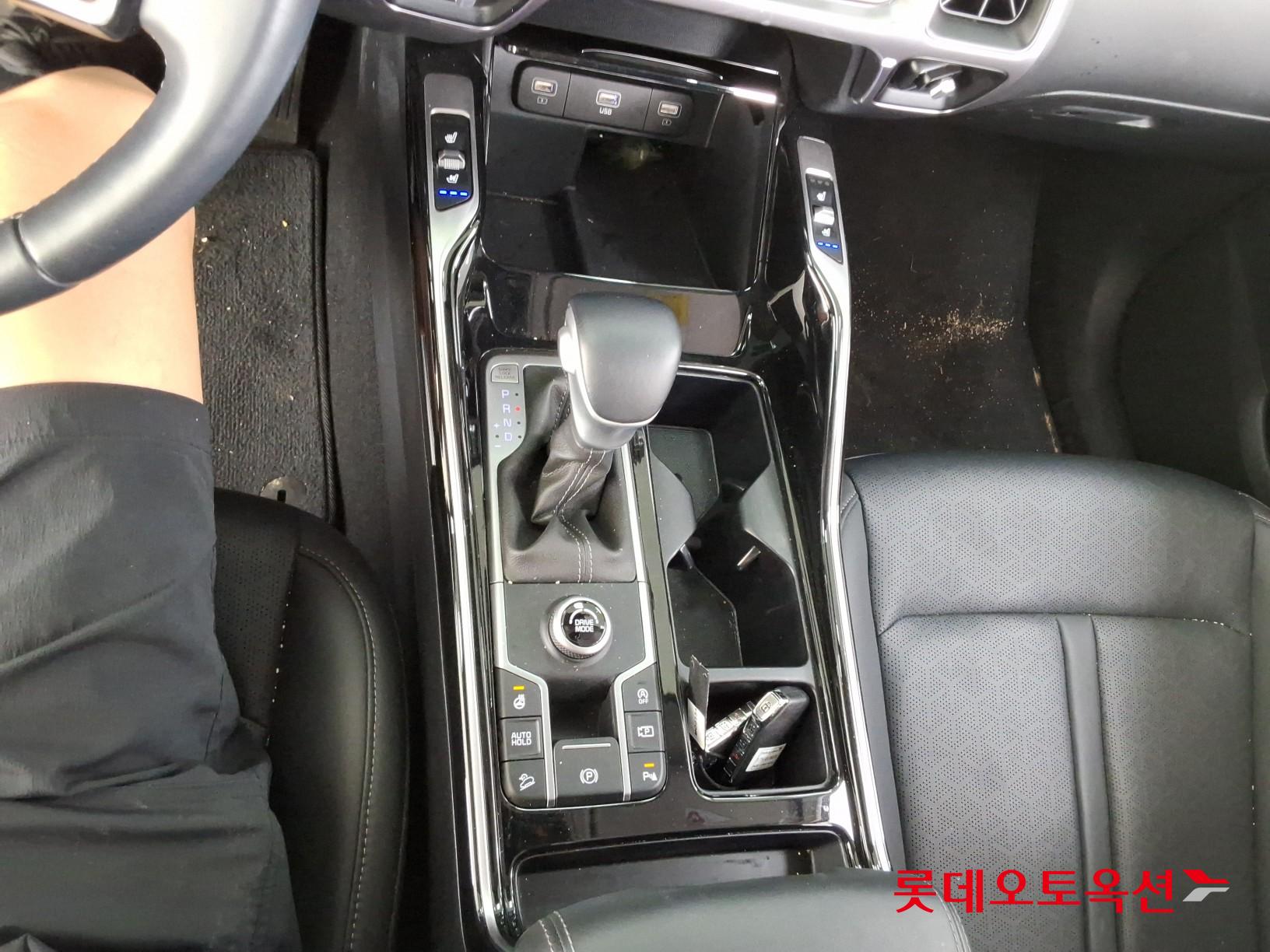 2023 - kia sorento