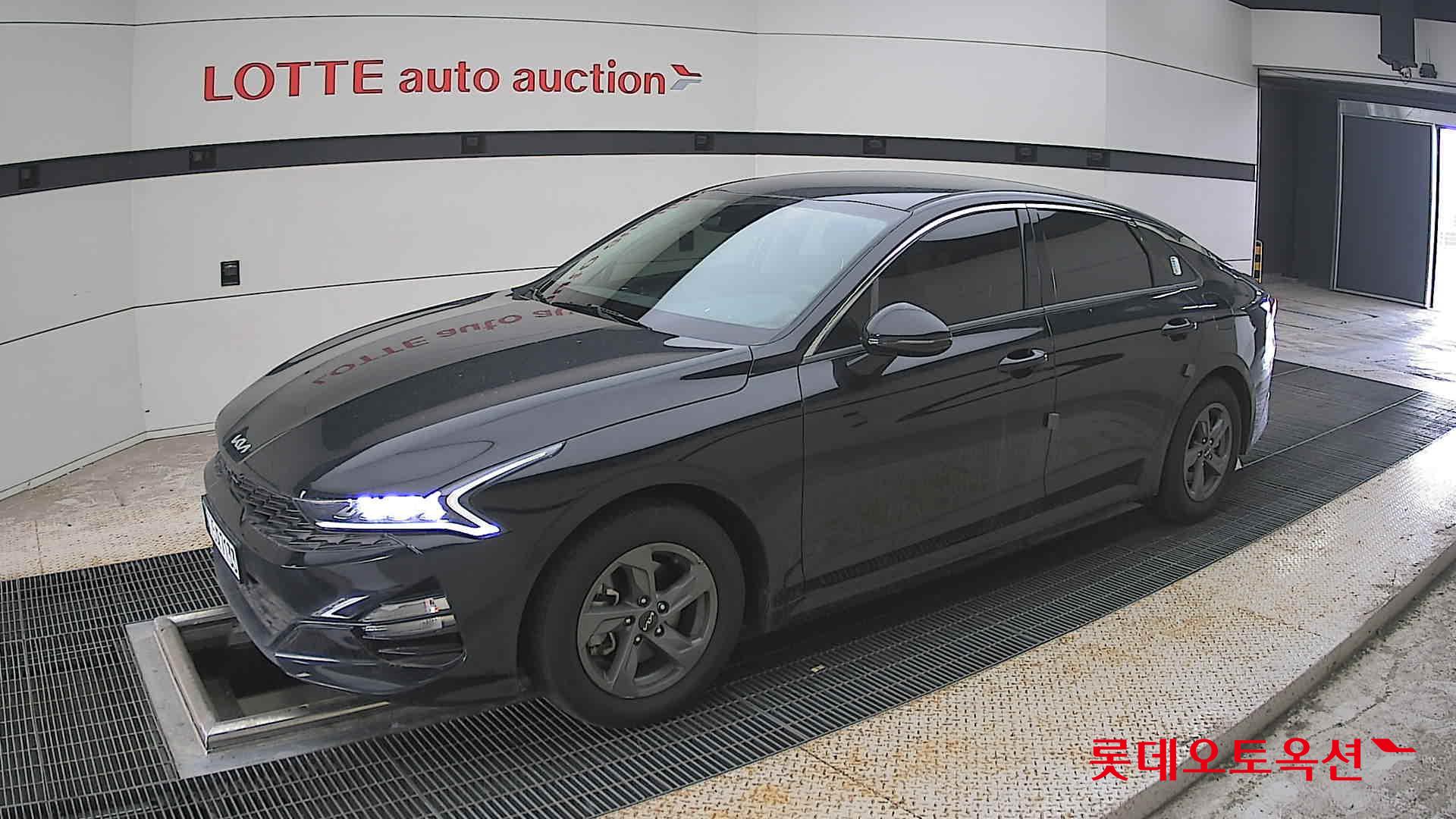 2023 - kia k5