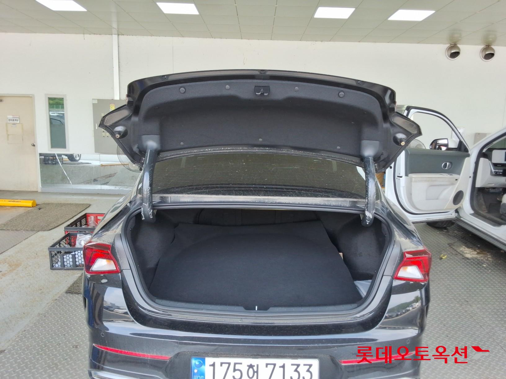 2023 - kia k5