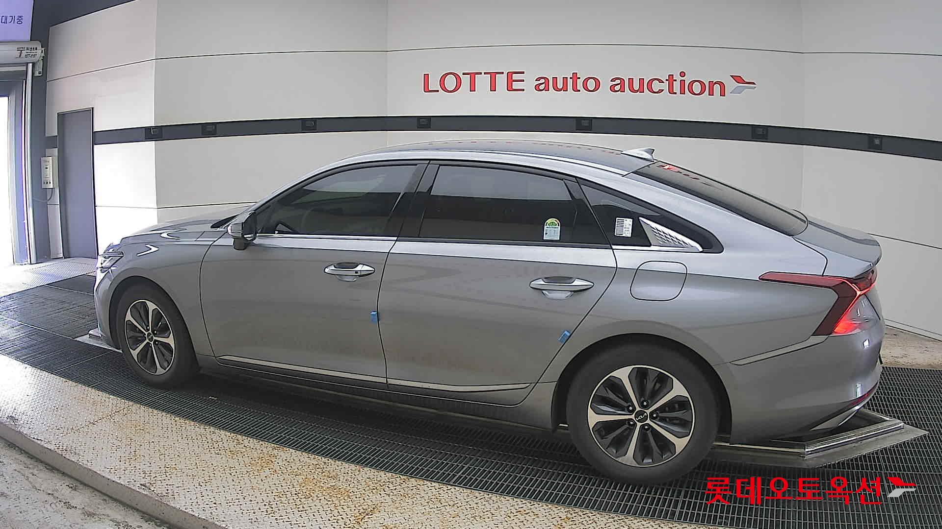 2024 - kia k8