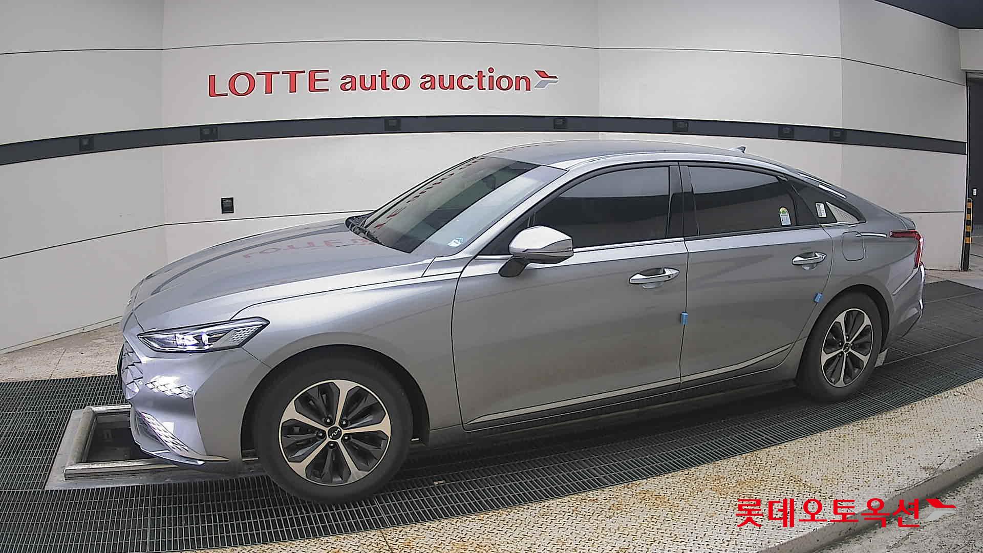 2024 - kia k8