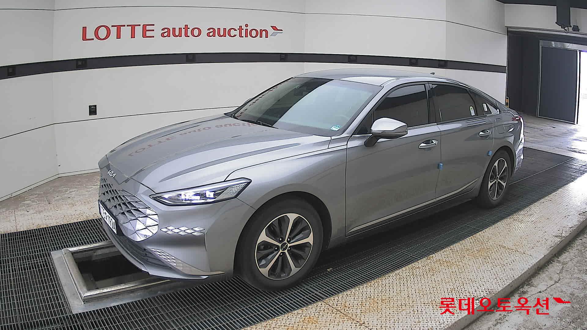 2024 - kia k8