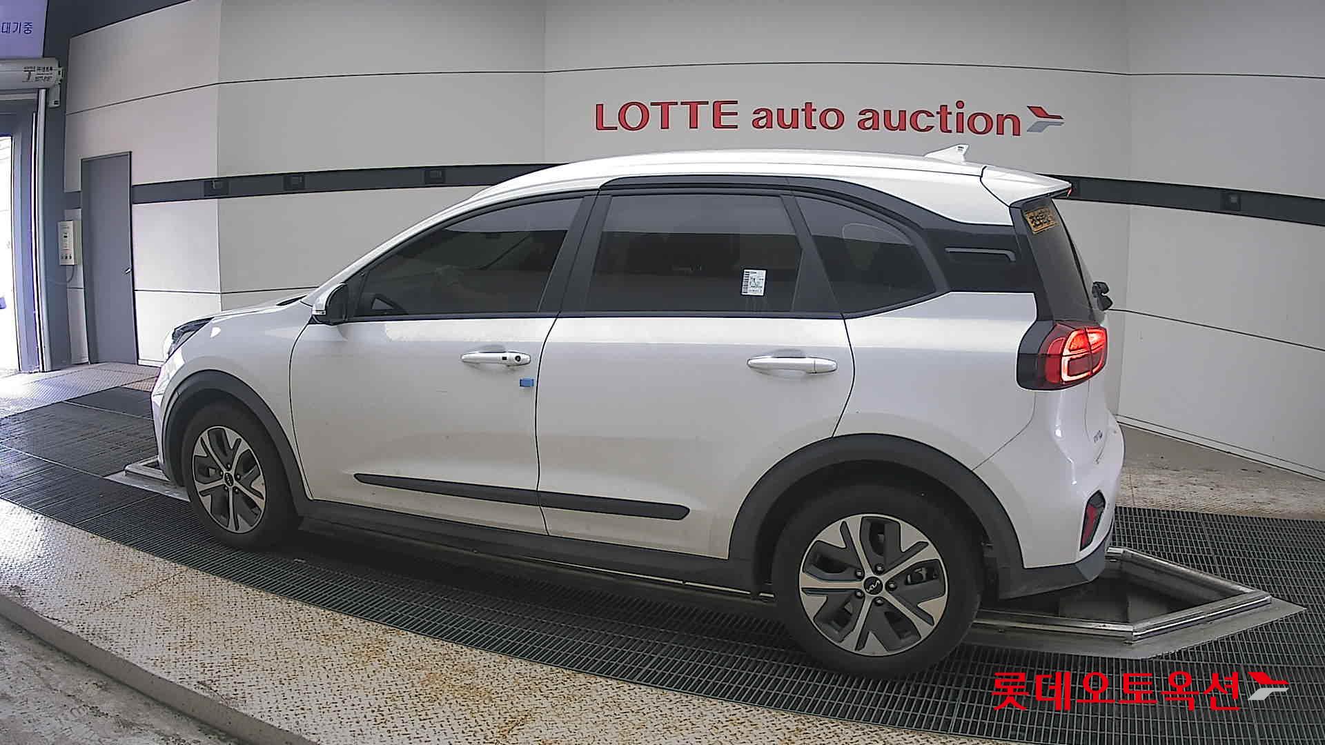 2024 - kia niro