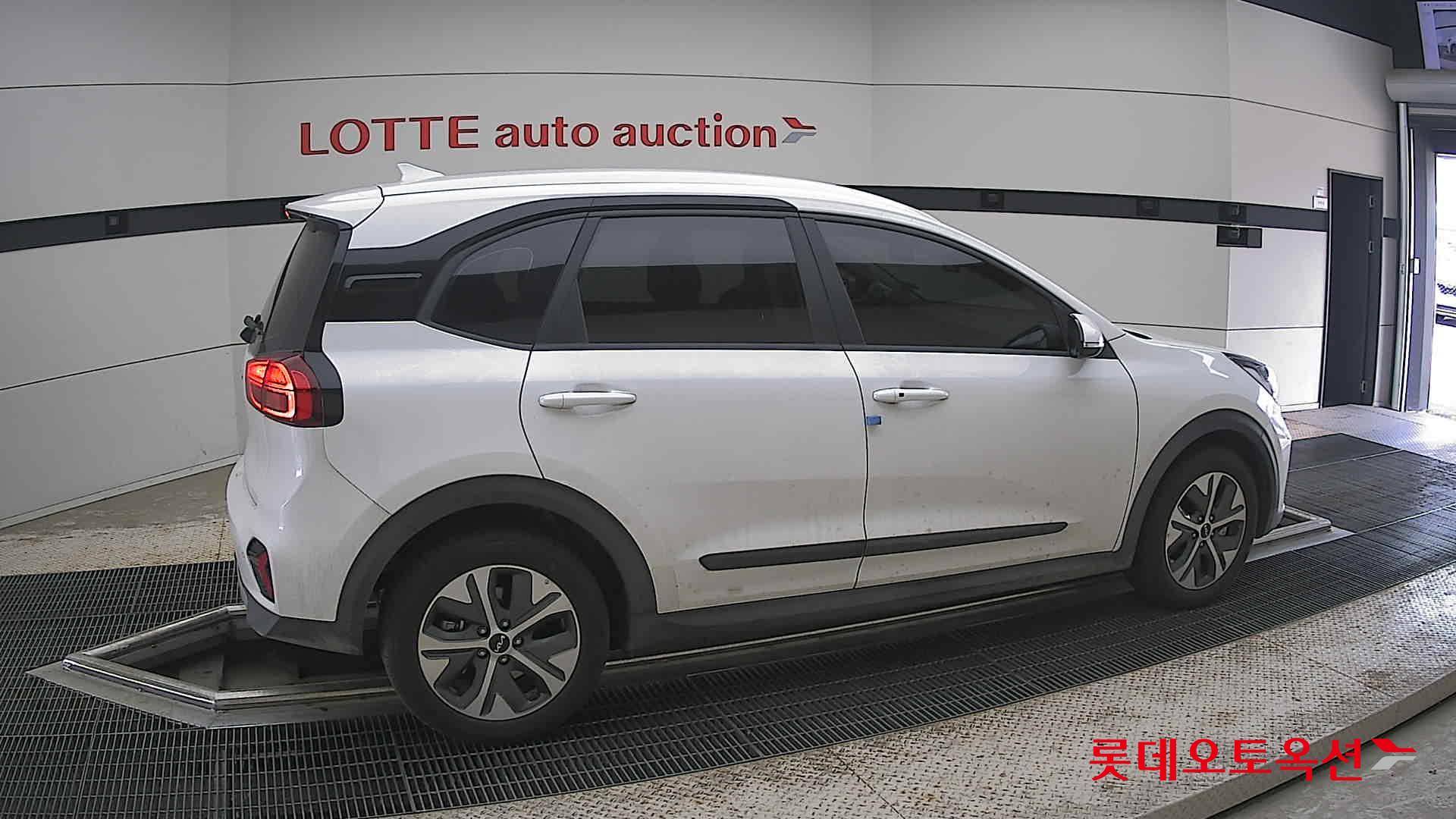 2024 - kia niro