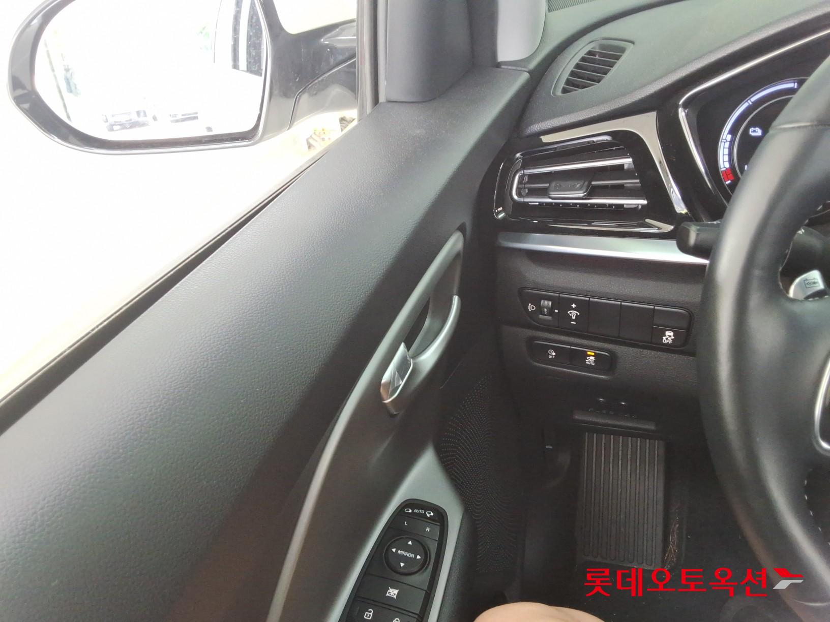 2024 - kia niro