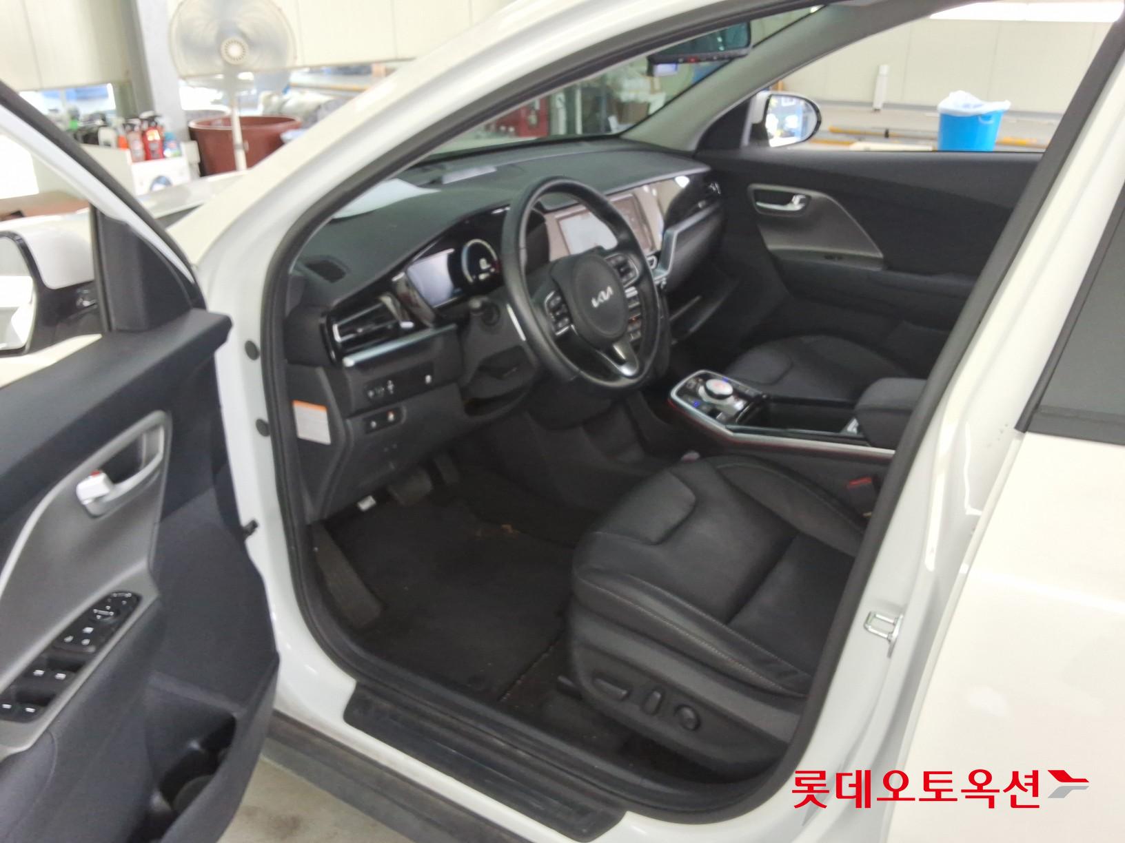 2024 - kia niro