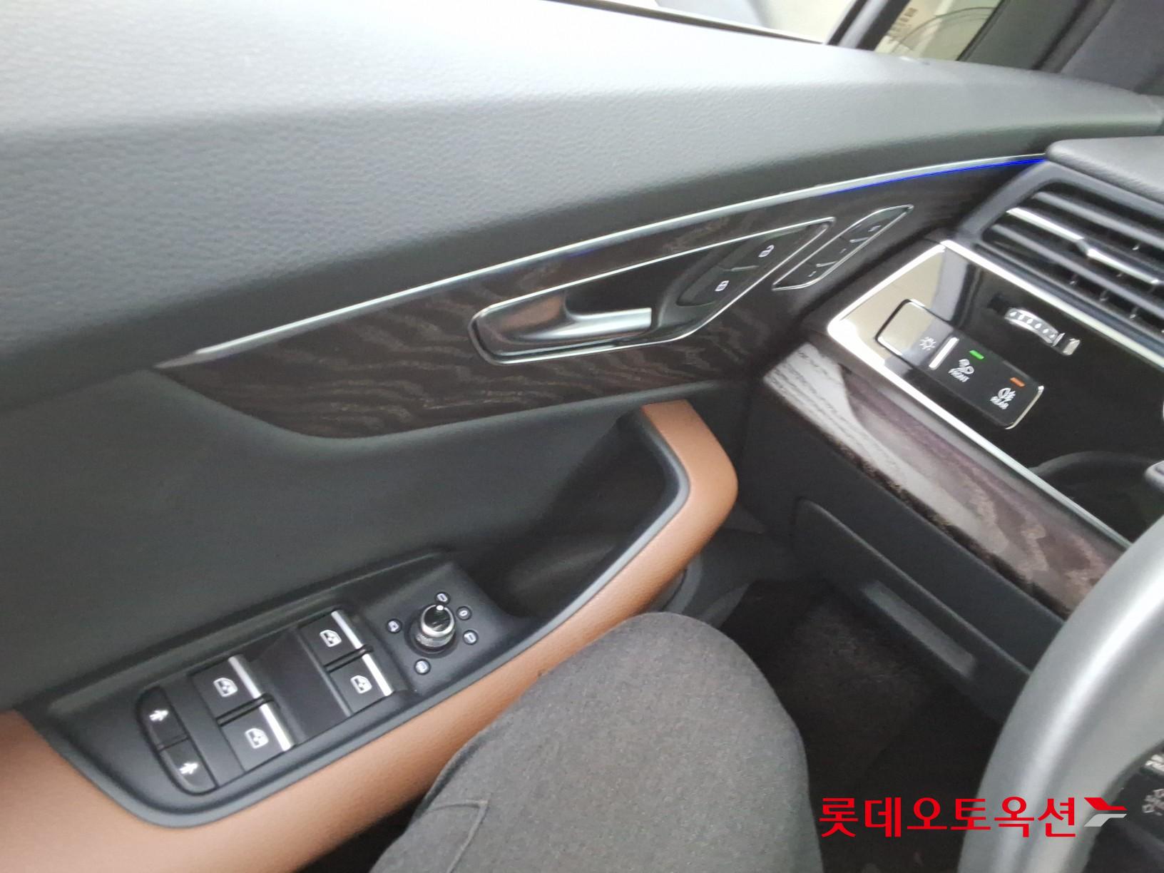 2021 - audi q7