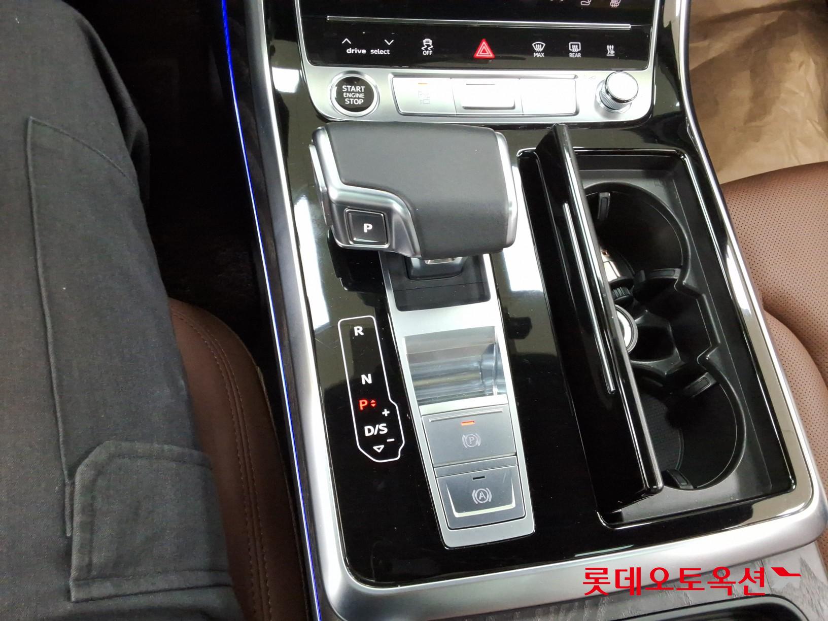 2021 - audi q7