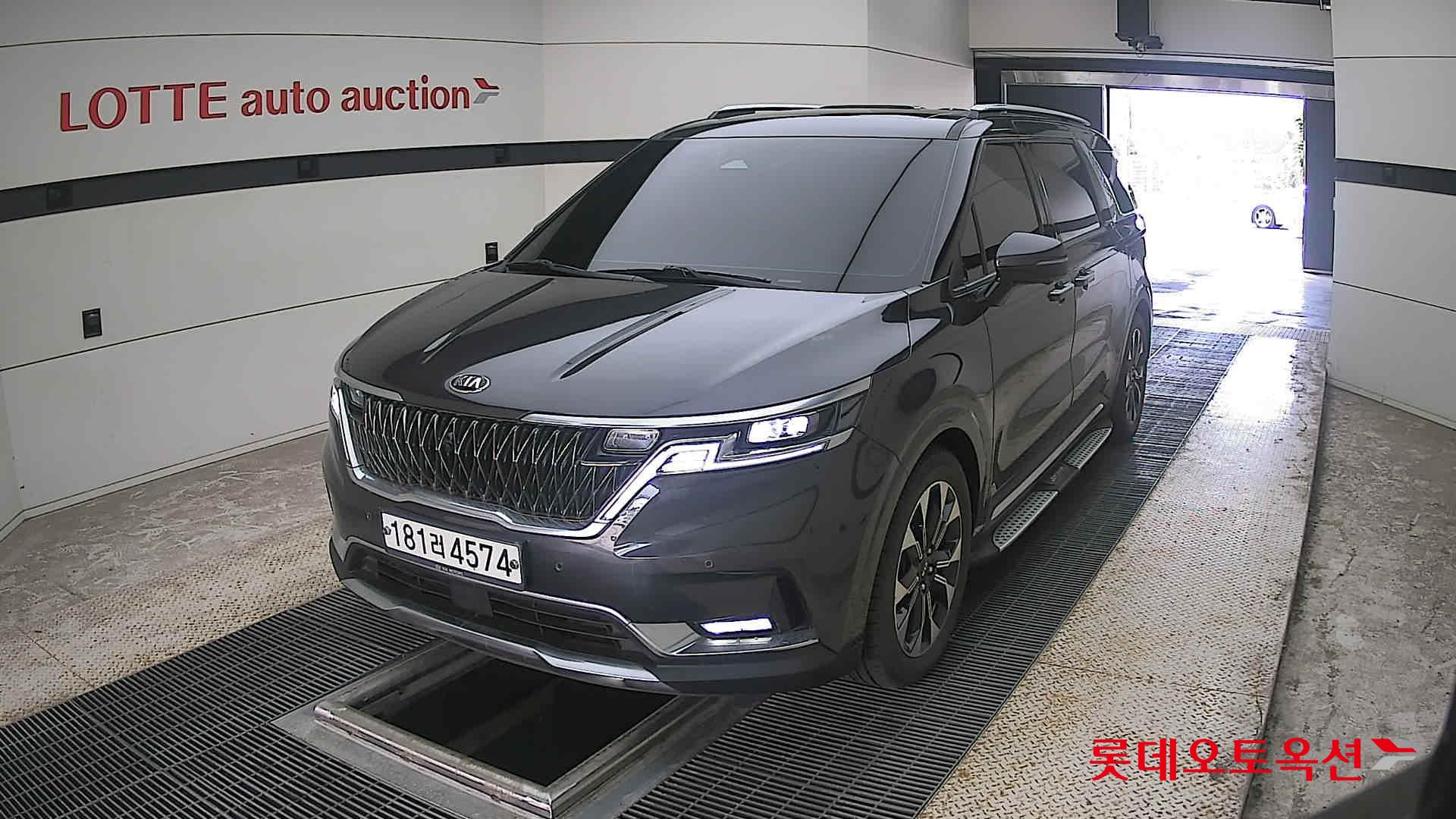 2021 - kia carnival