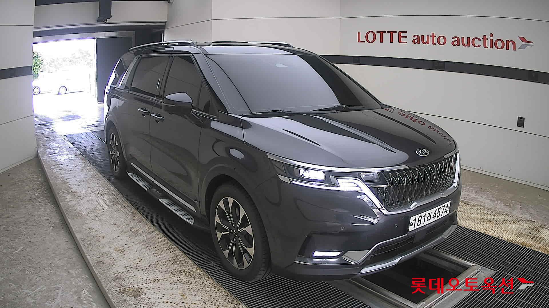 2021 - kia carnival