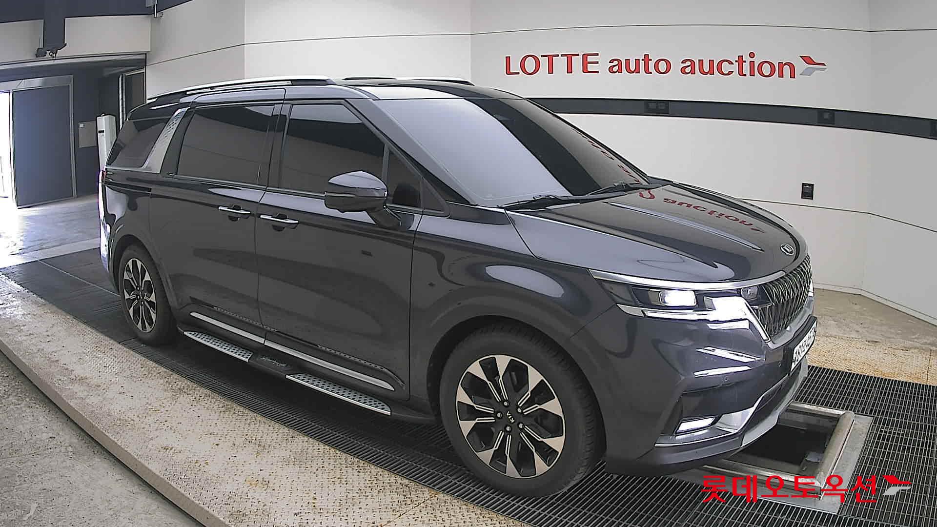 2021 - kia carnival