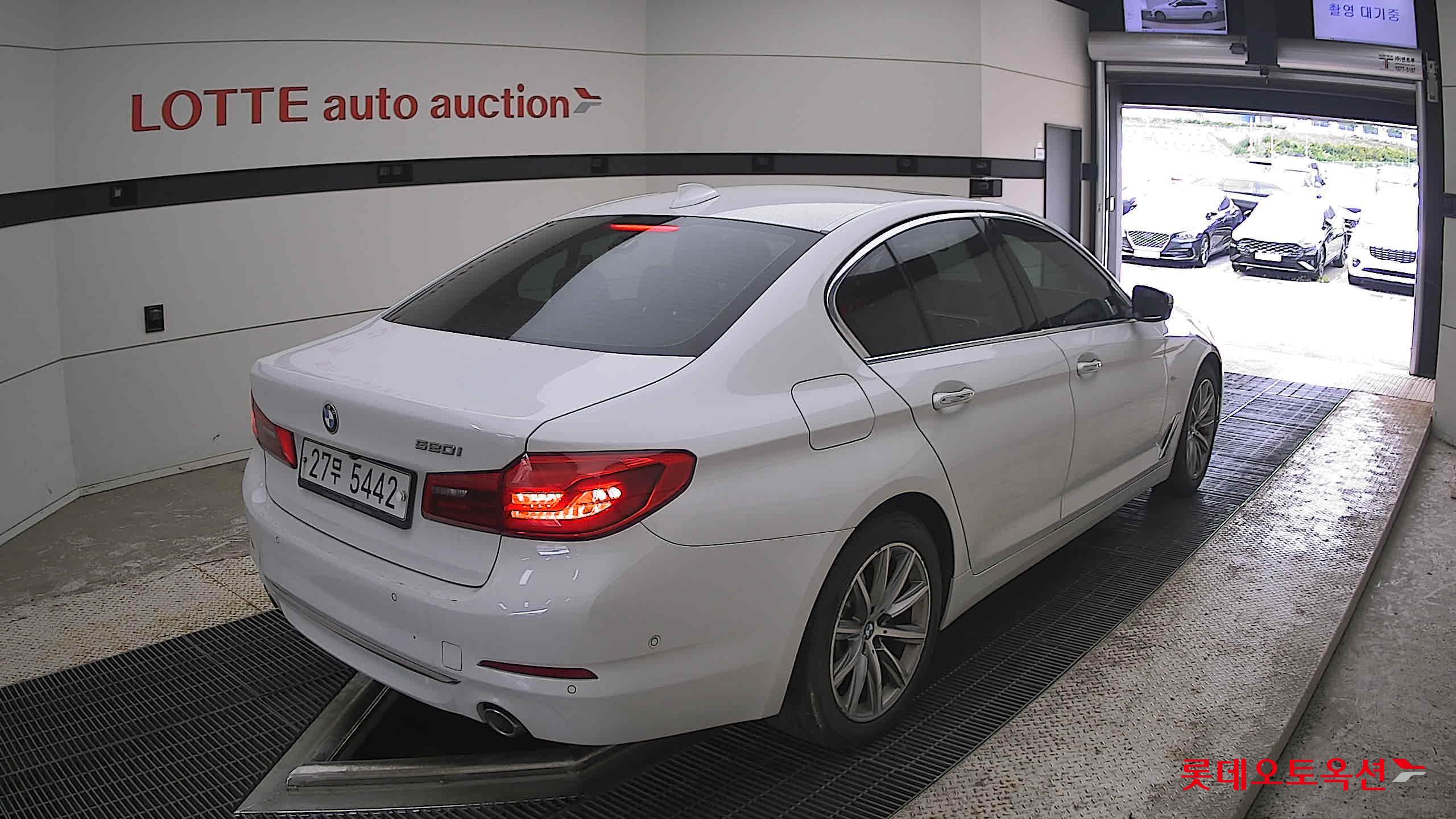 2018 - bmw 520i