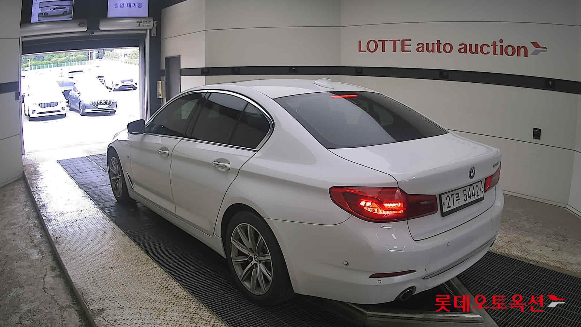 2018 - bmw 520i