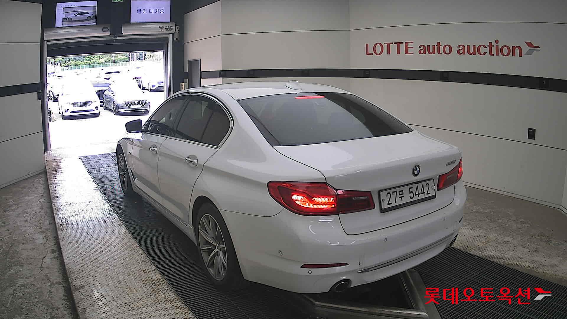 2018 - bmw 520i