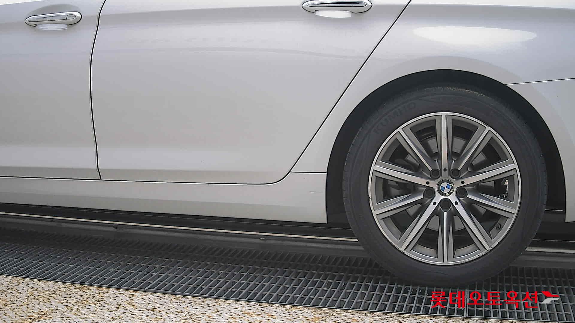 2018 - bmw 520i
