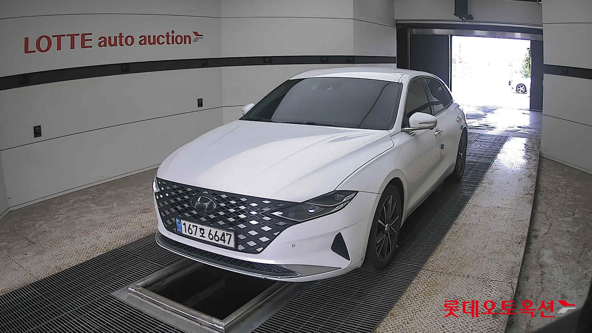 2022 - hyundai grandeur