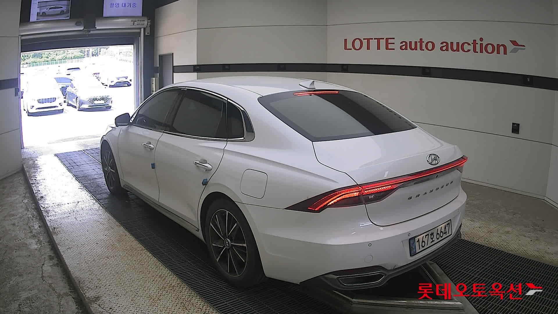 2022 - hyundai grandeur