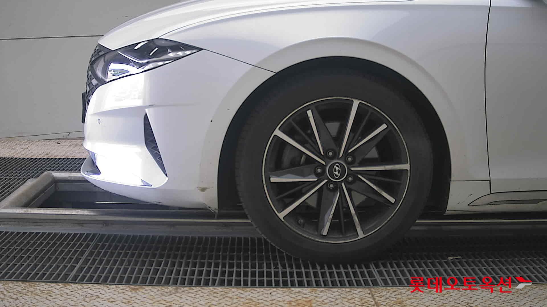 2022 - hyundai grandeur