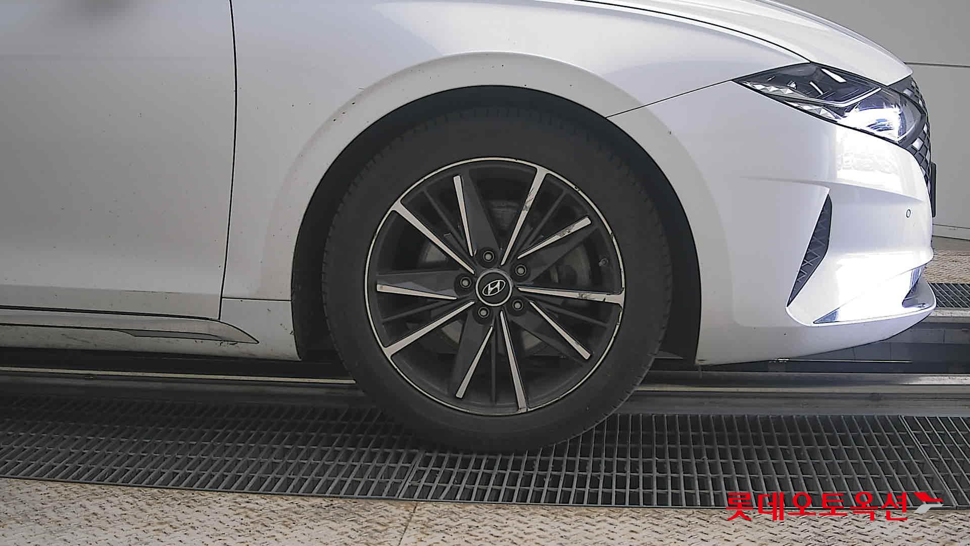 2022 - hyundai grandeur