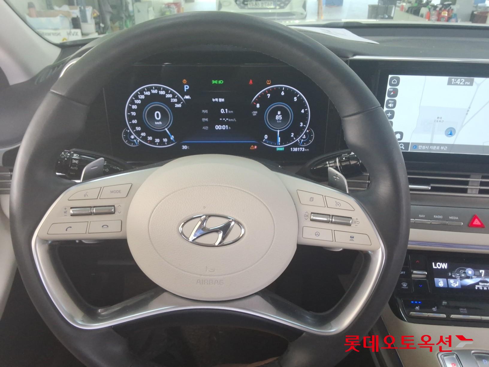 2022 - hyundai grandeur