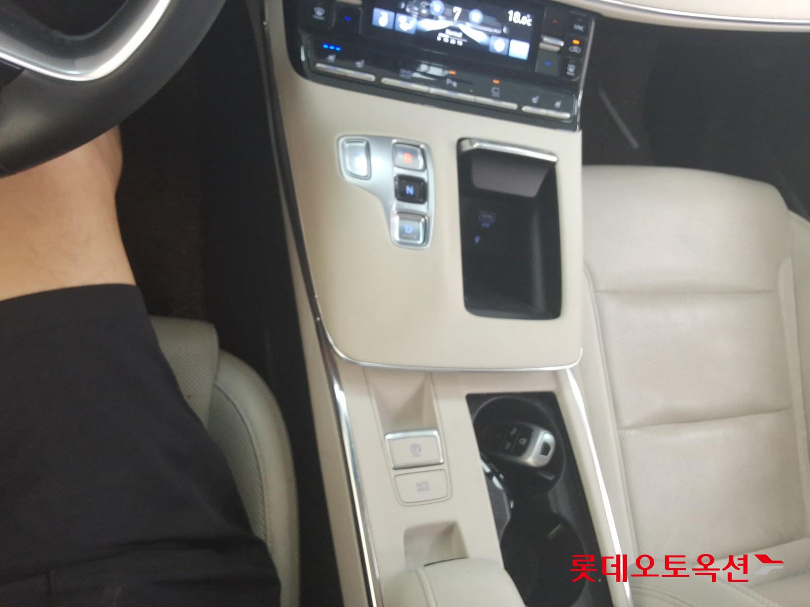 2022 - hyundai grandeur