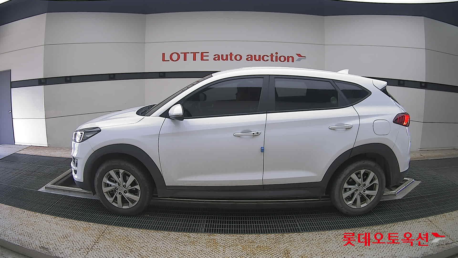 2020 - hyundai tucson