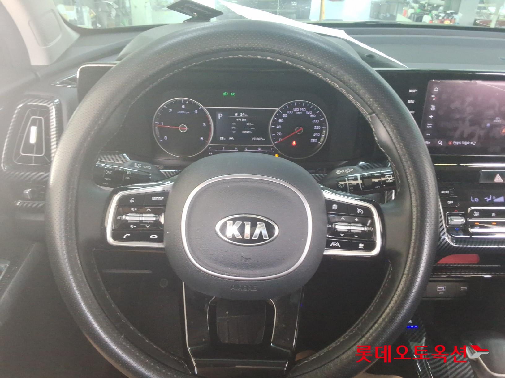 2021 - kia sorento