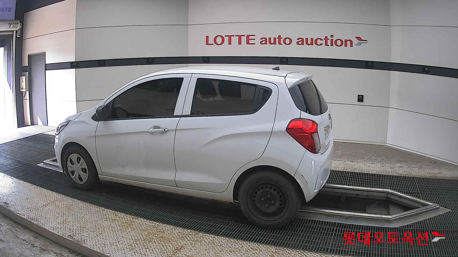 2019 - chevrolet spark