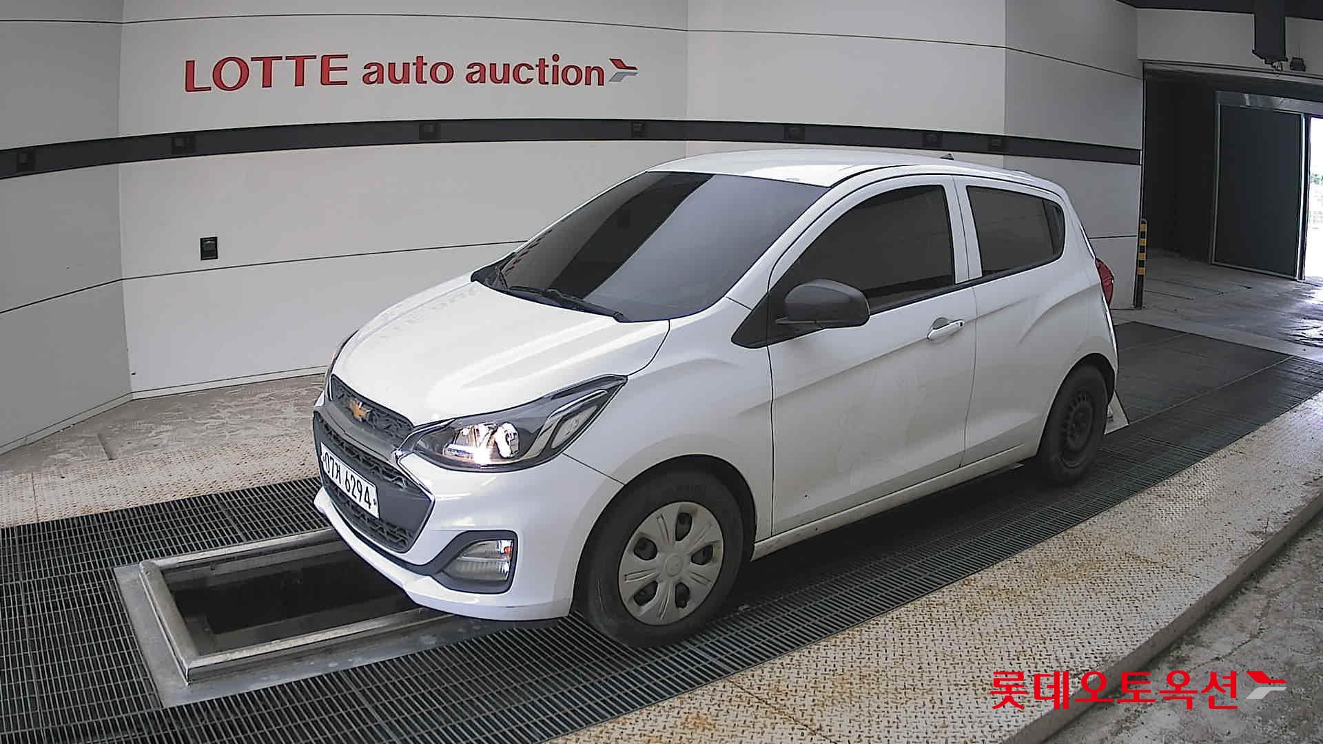 2019 - chevrolet spark