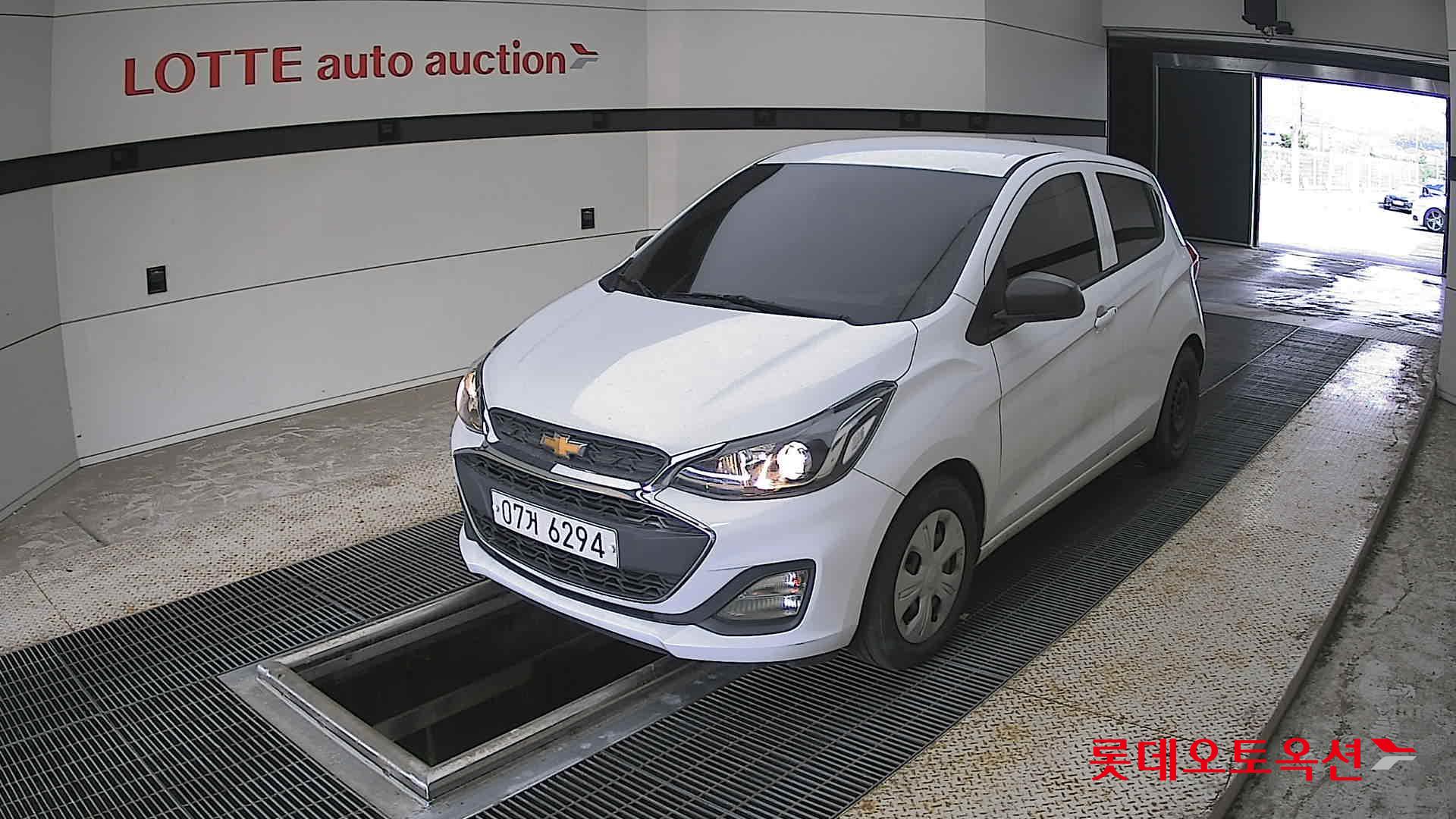 2019 - chevrolet spark