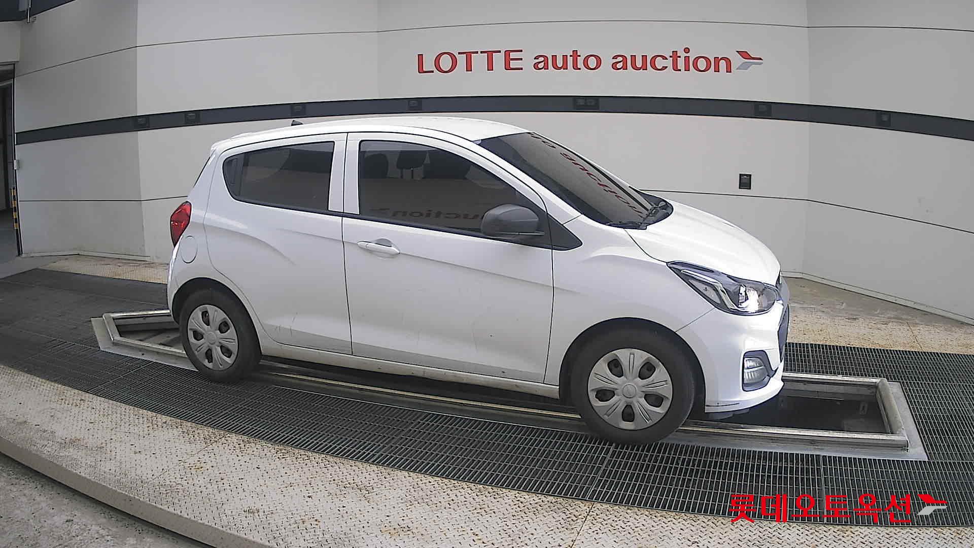 2019 - chevrolet spark