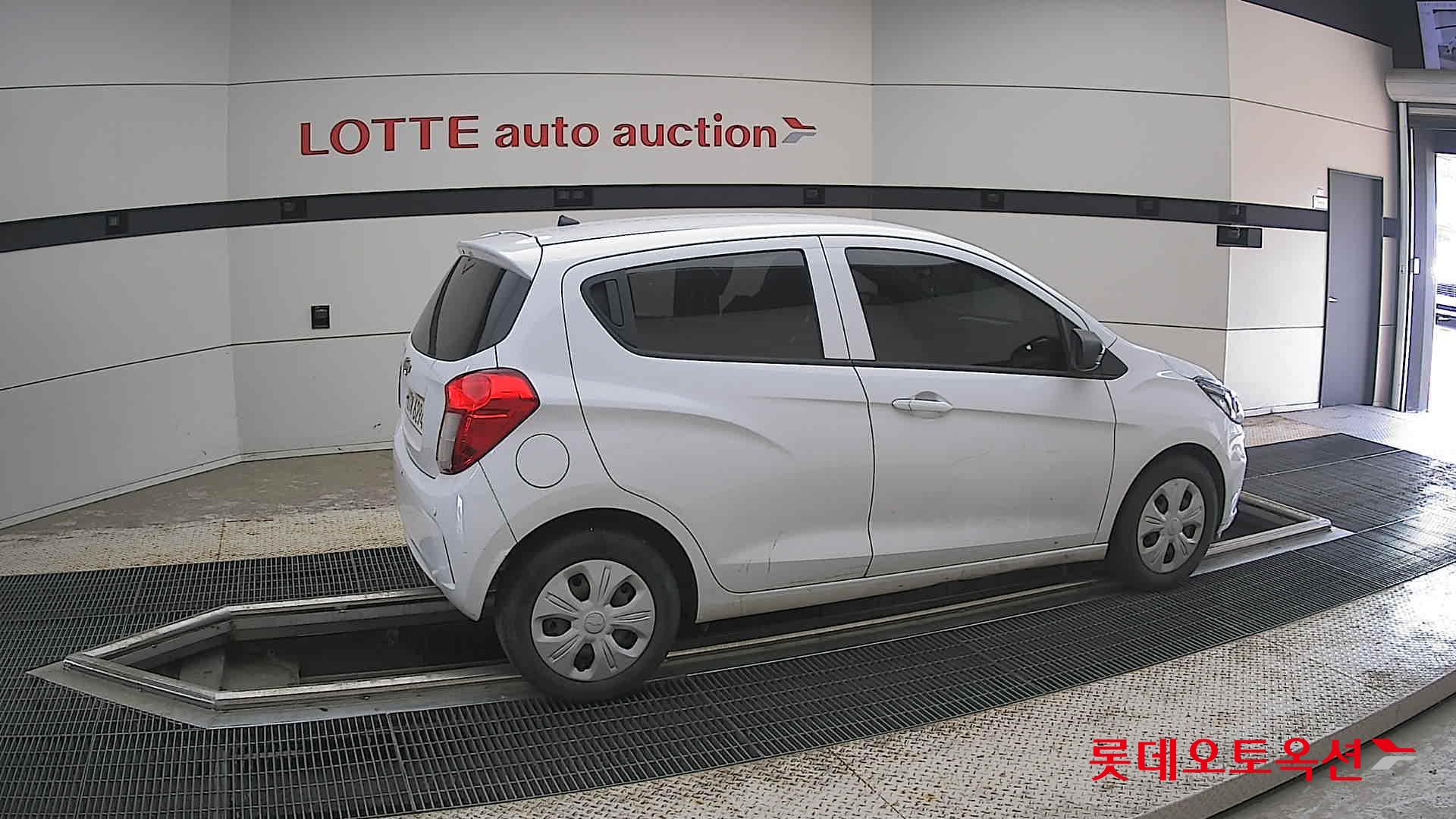 2019 - chevrolet spark