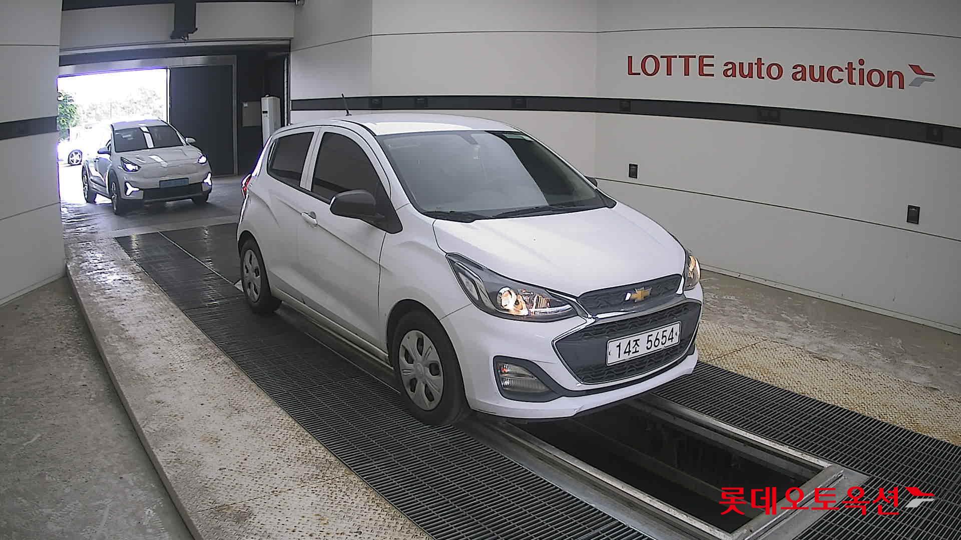 2019 - chevrolet spark