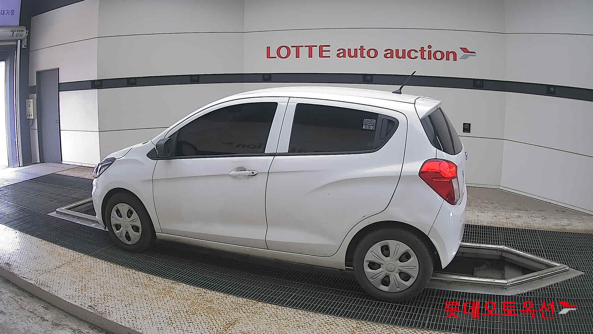 2019 - chevrolet spark