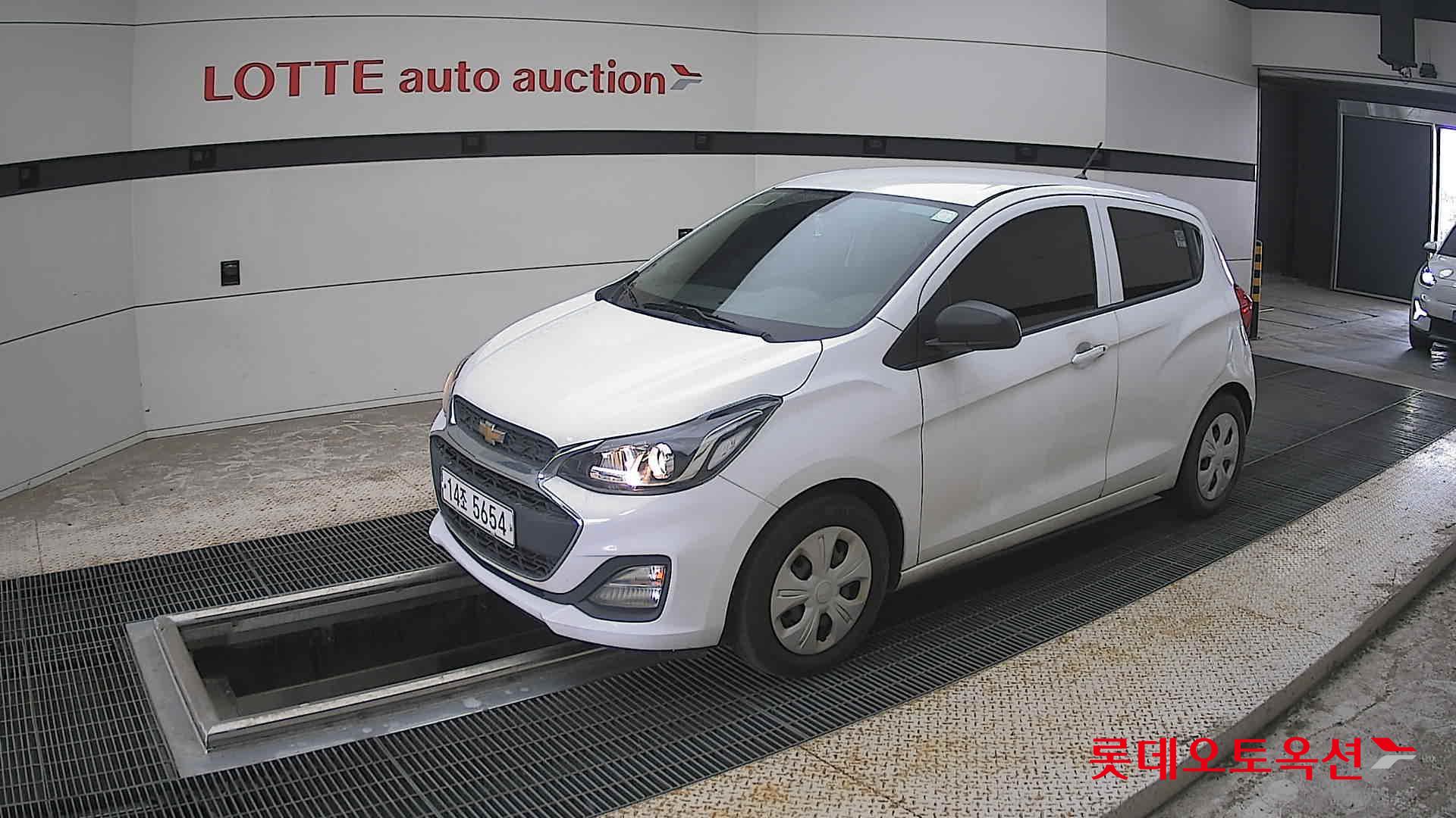 2019 - chevrolet spark