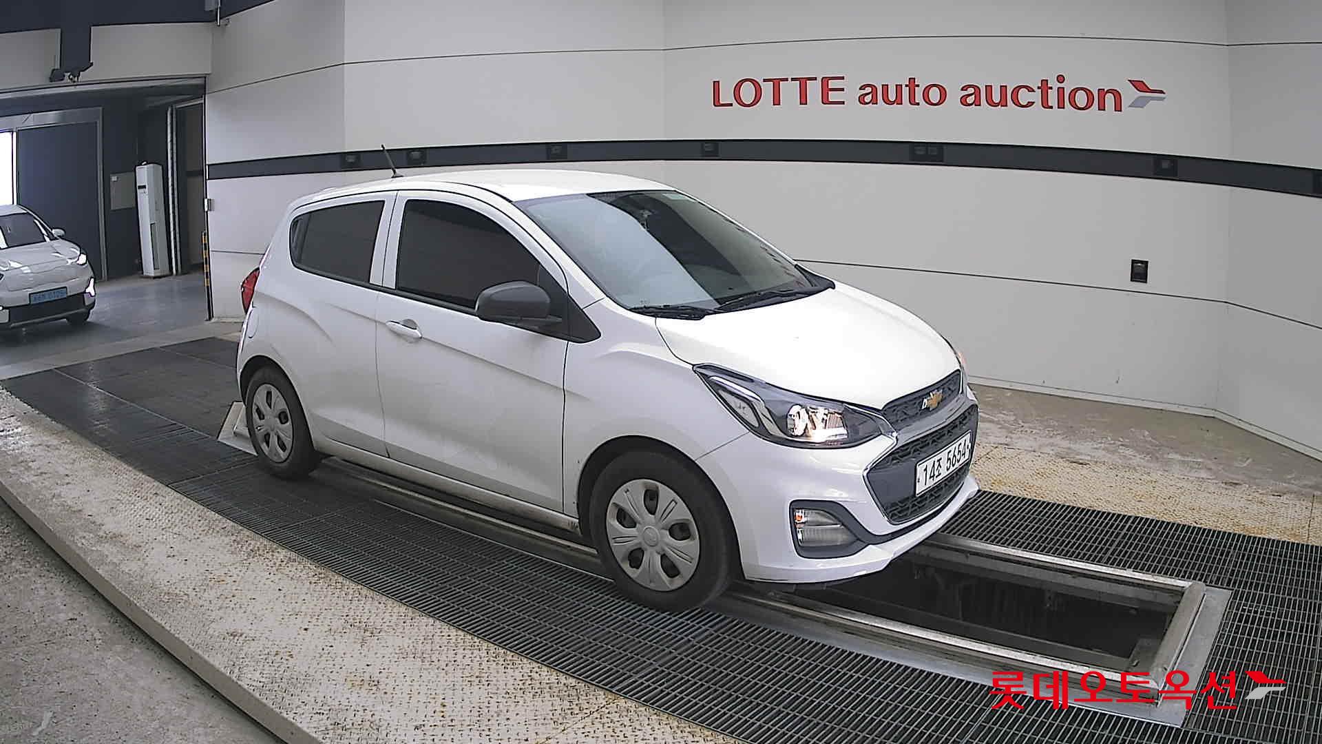 2019 - chevrolet spark