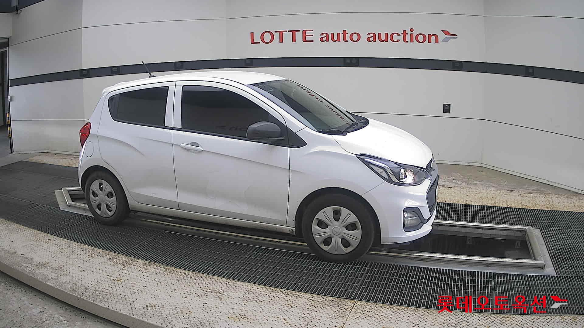 2019 - chevrolet spark
