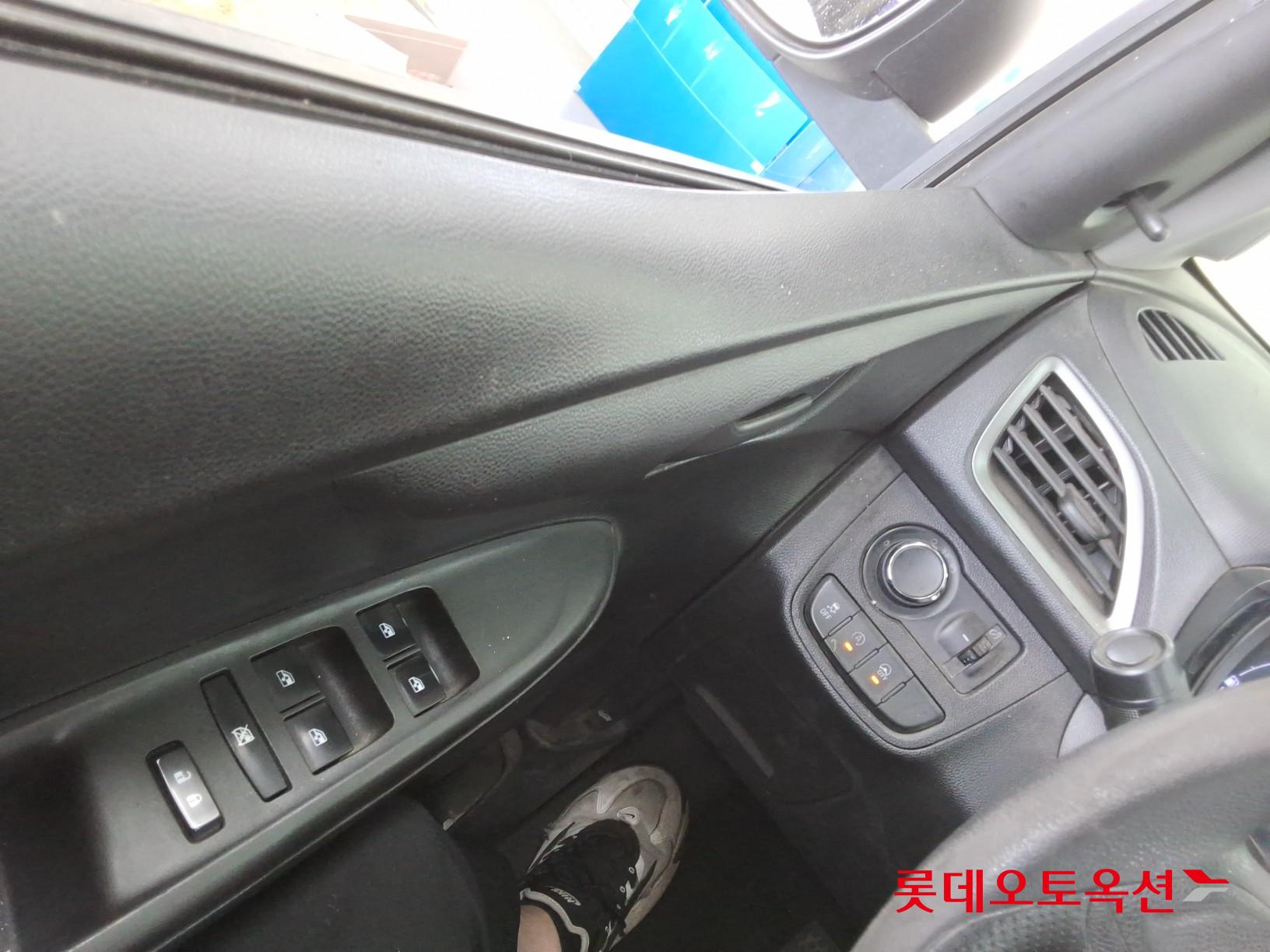 2019 - chevrolet spark